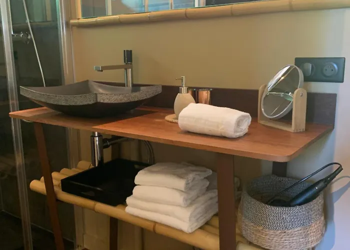 Pont-a-mousson, La Pepiniere Pagode Asiatique Prázdninový dům Pont-à-Mousson